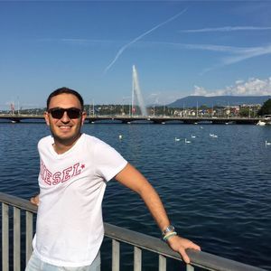 Meet your Posher, Liviu